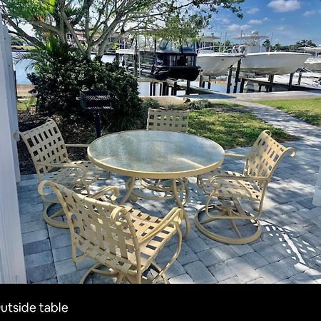 Cheerful Home With One Bedroom Cape Coral Exteriör bild